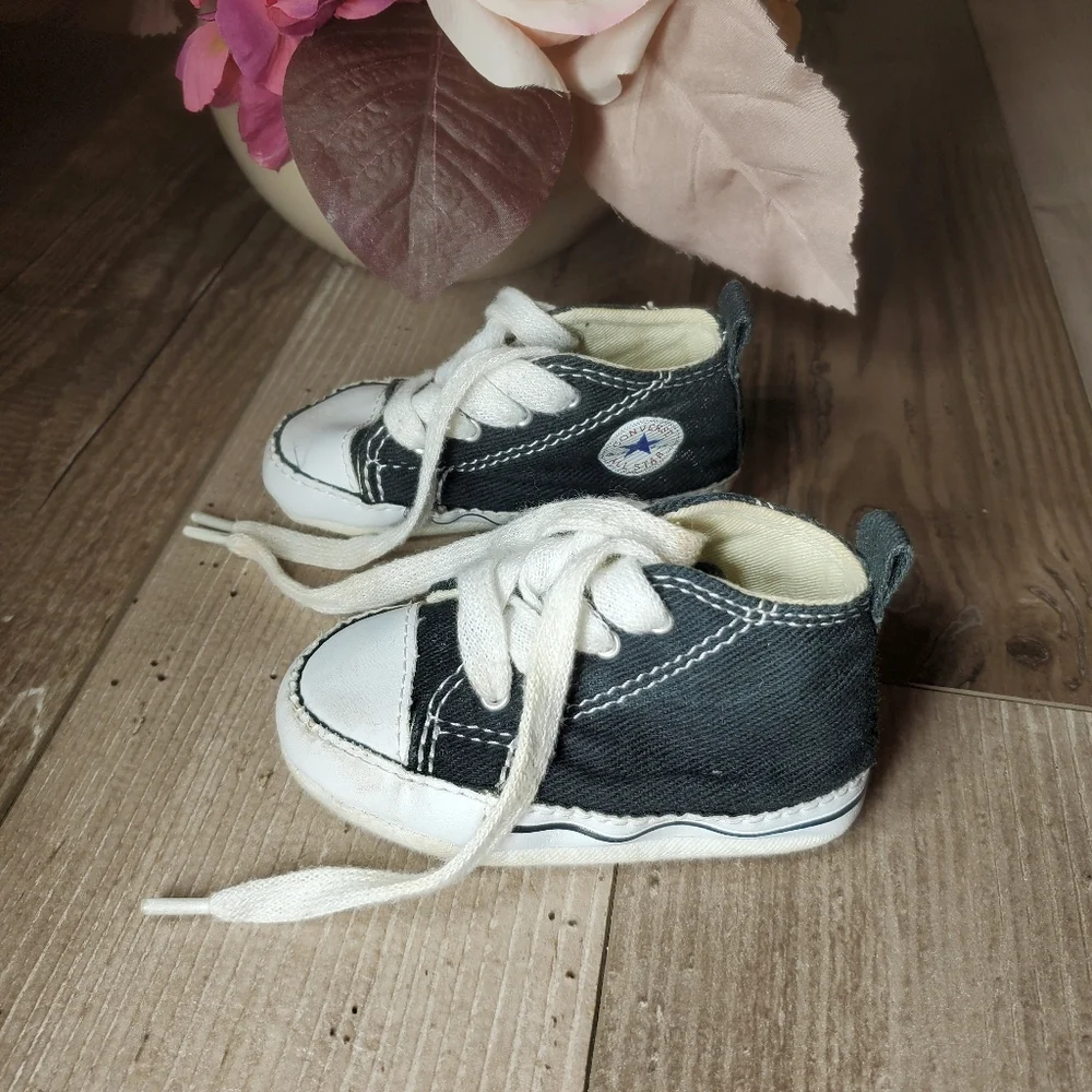 Converse All-Star Chuck Taylor High Top Crib Baby Shoes Size 3 Black
